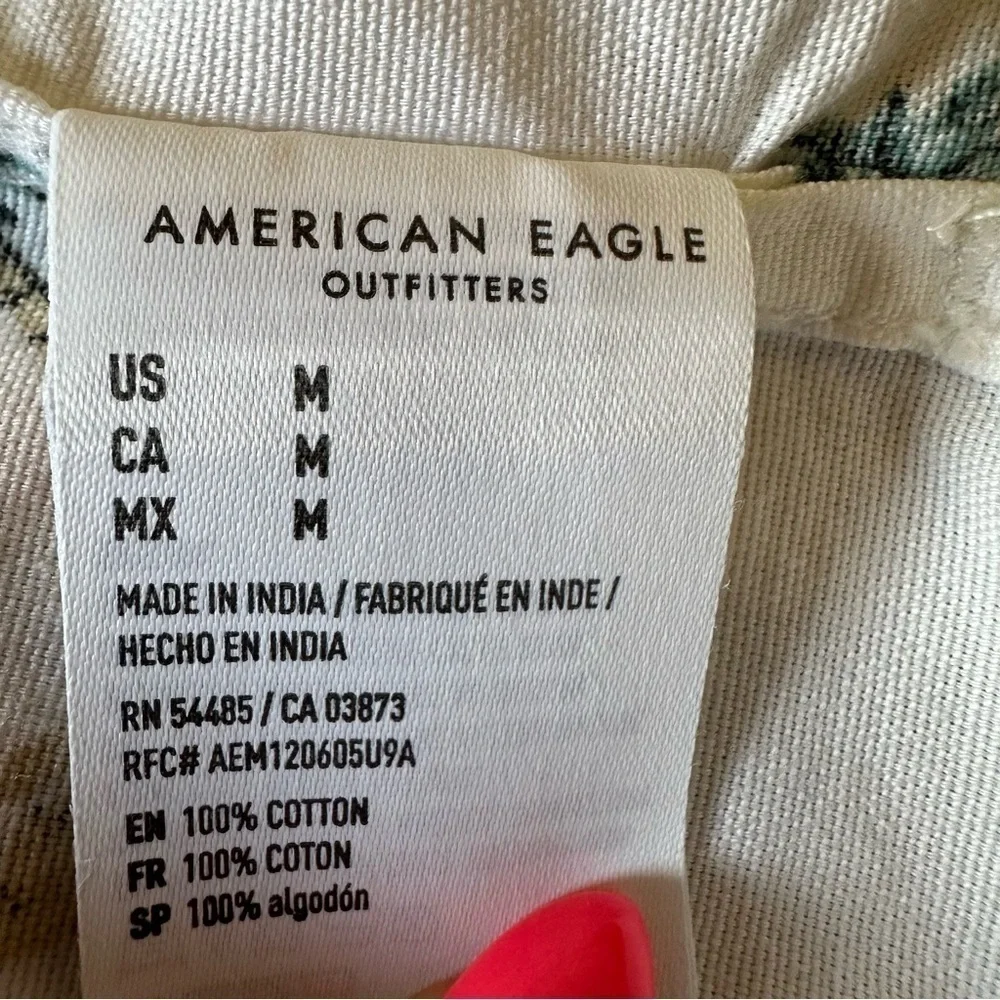 American Eagle Tropical Beach Flamingo Print White Short Sleeve Button Down M - Picture 6 of 7